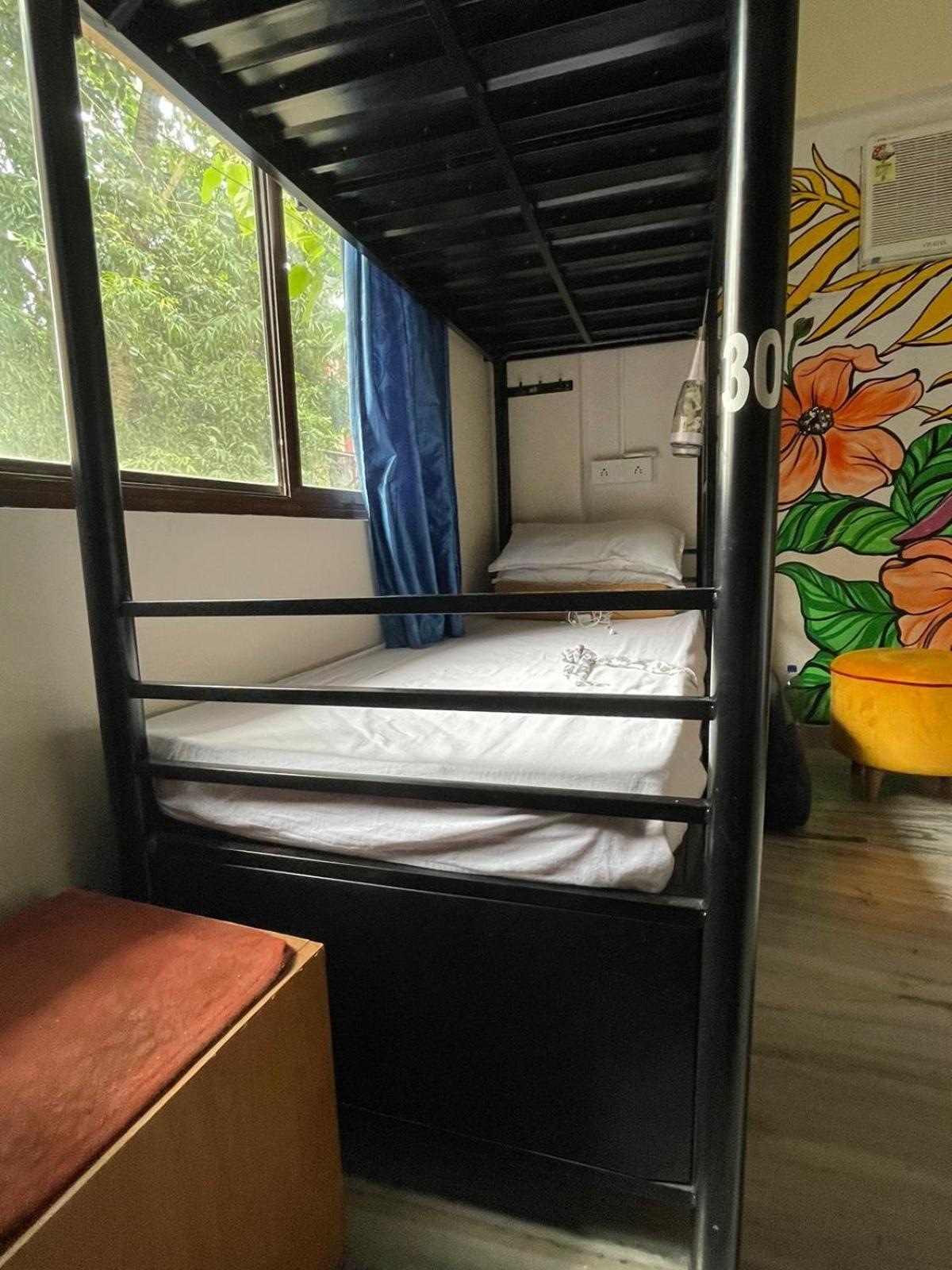 Krazy Solo Hostel Bombay Exterior foto